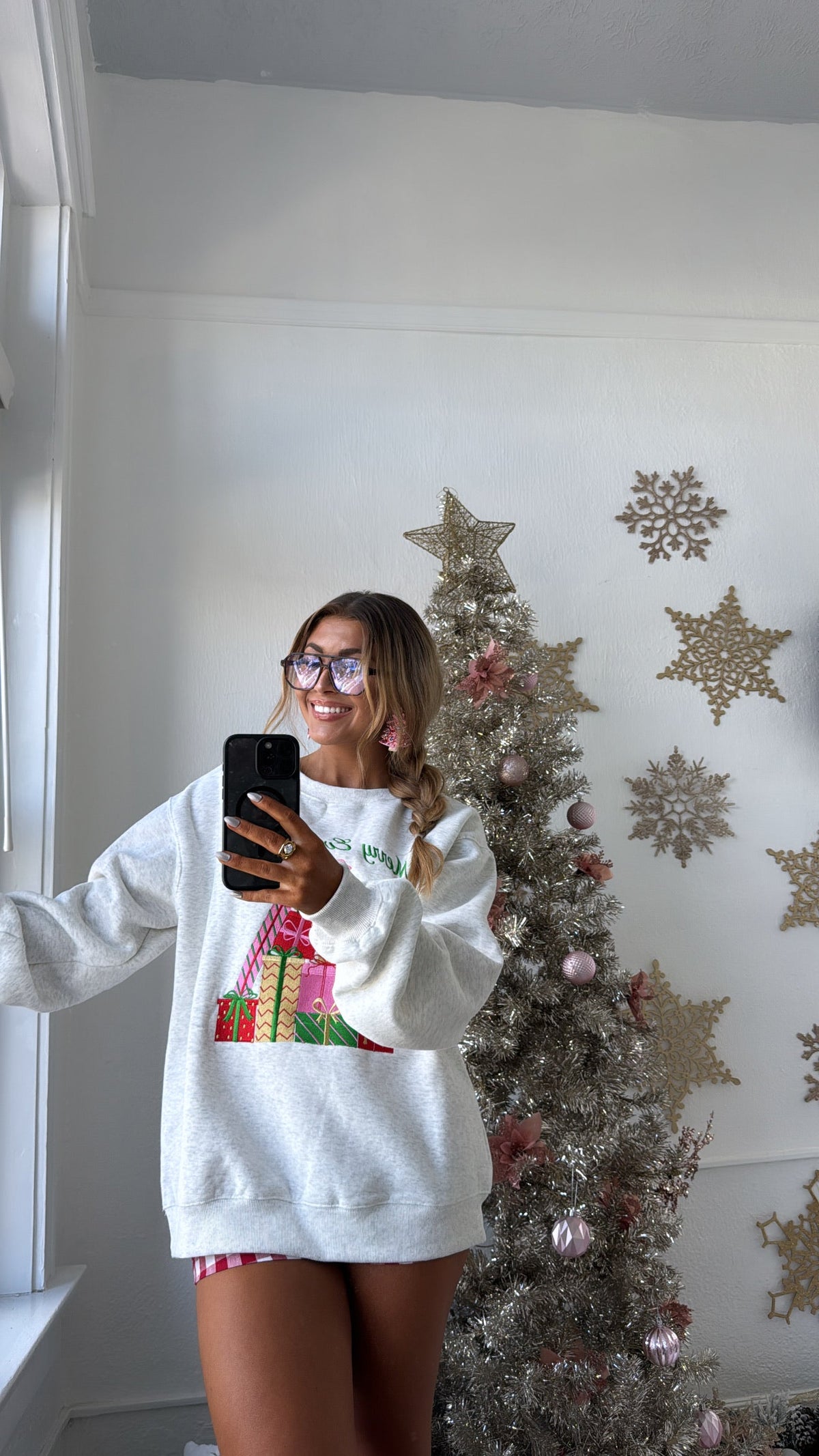 Merry Everything Graphic Crewneck, H. Grey