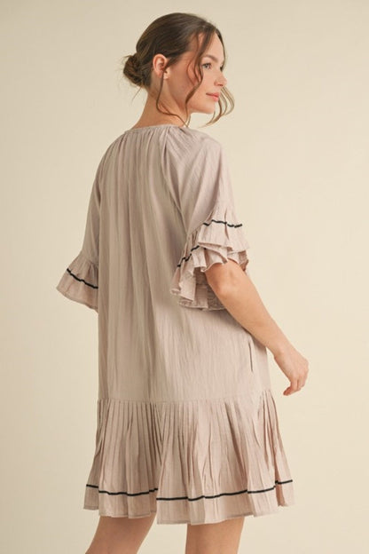 Beige Solid Short Sleeve Pocketed Dress