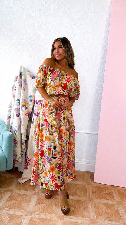 Floral Bouquet Two Piece Set, Tan/Multi