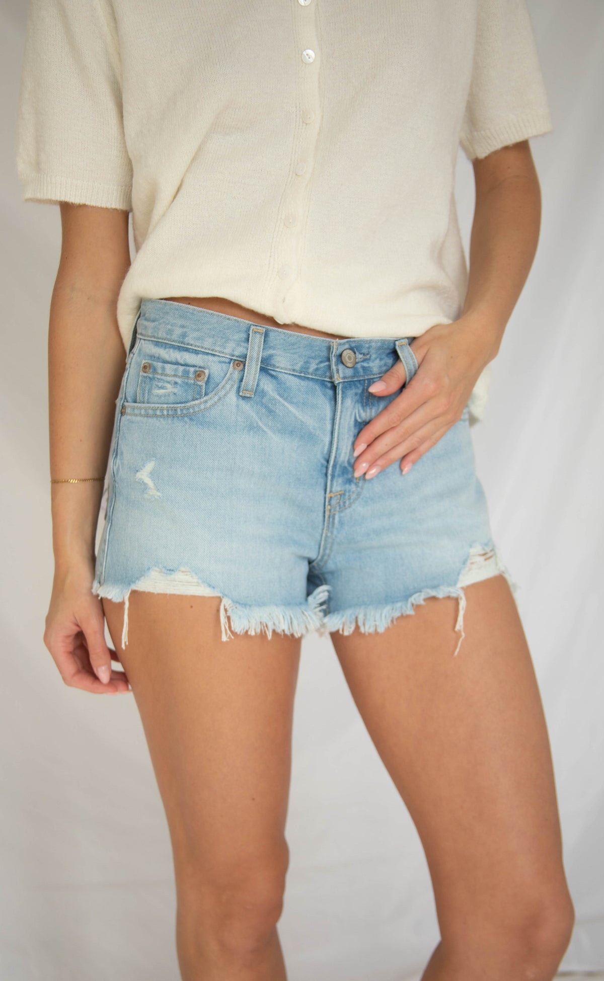 pistola: gigi low rise cut off shorts - leisure distressed