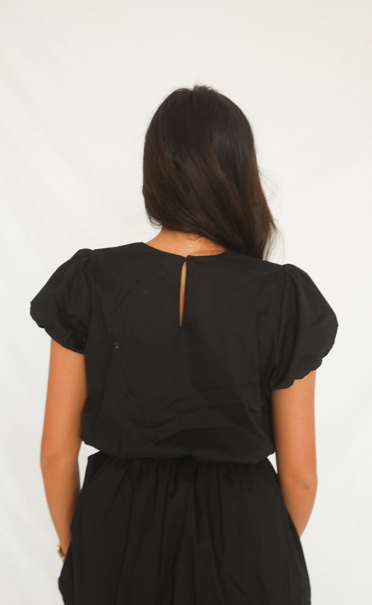 show me your mumu: highland crop top - black poplin