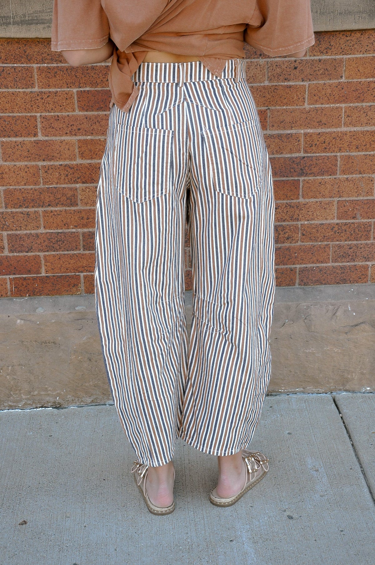 Barrel Leg Min Wash Striped Jeans