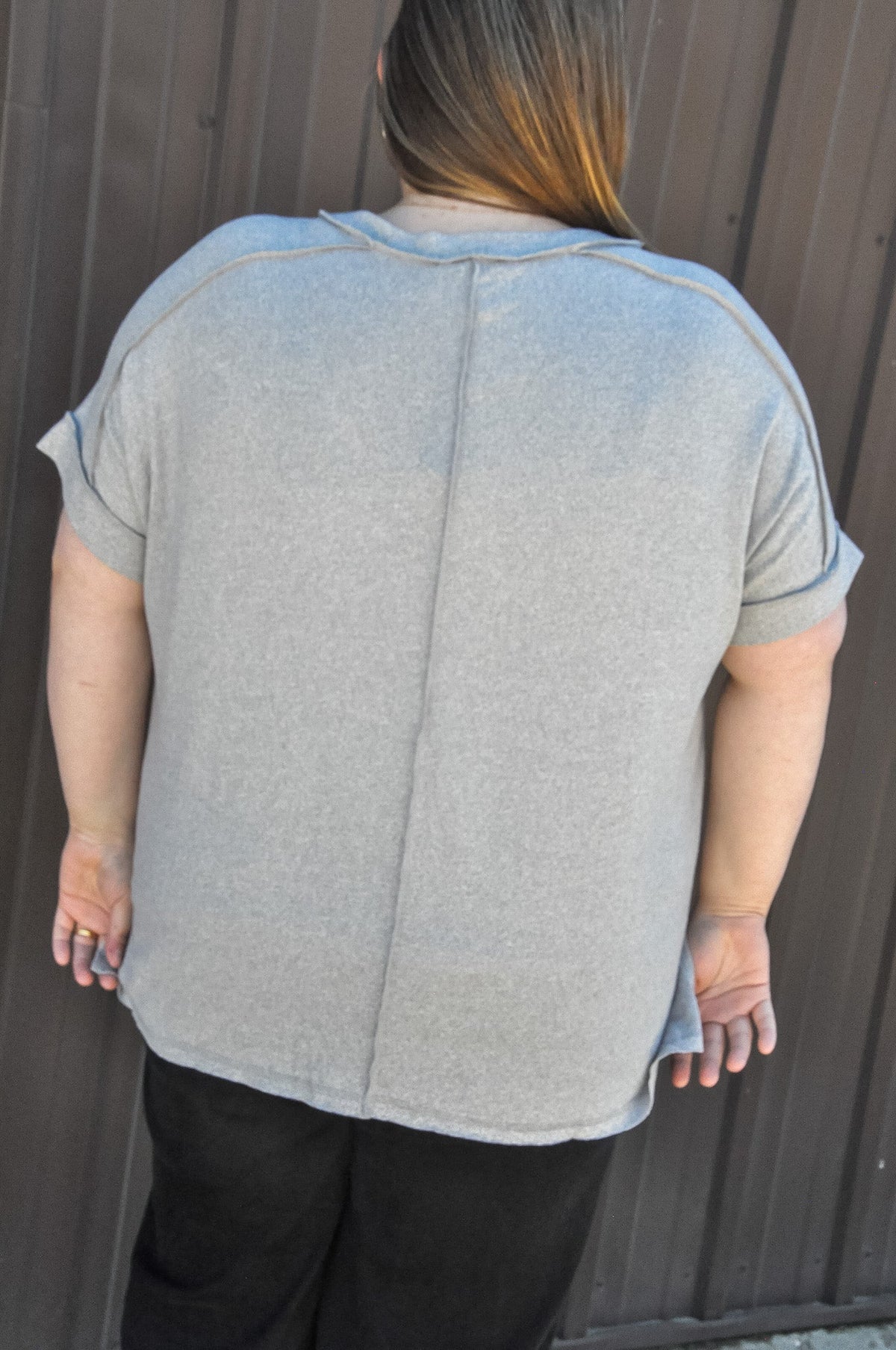 Curvy Soft Melange Hacci V-neck Tee