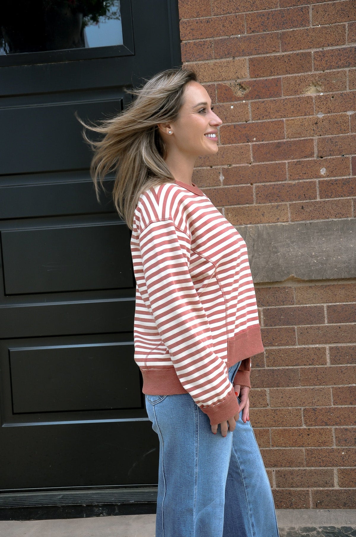Drop Shoulder Unbalanced Hem Stripe Top