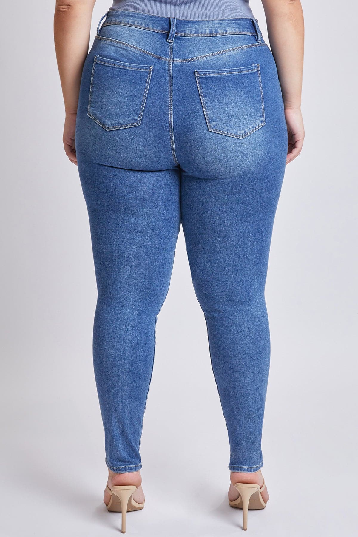 Women's Plus Essential Skinny Jeans