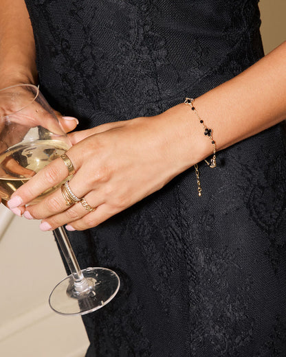 Arine Dainty Clover Bracelet