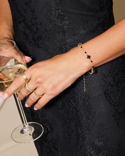 Arine Dainty Clover Bracelet