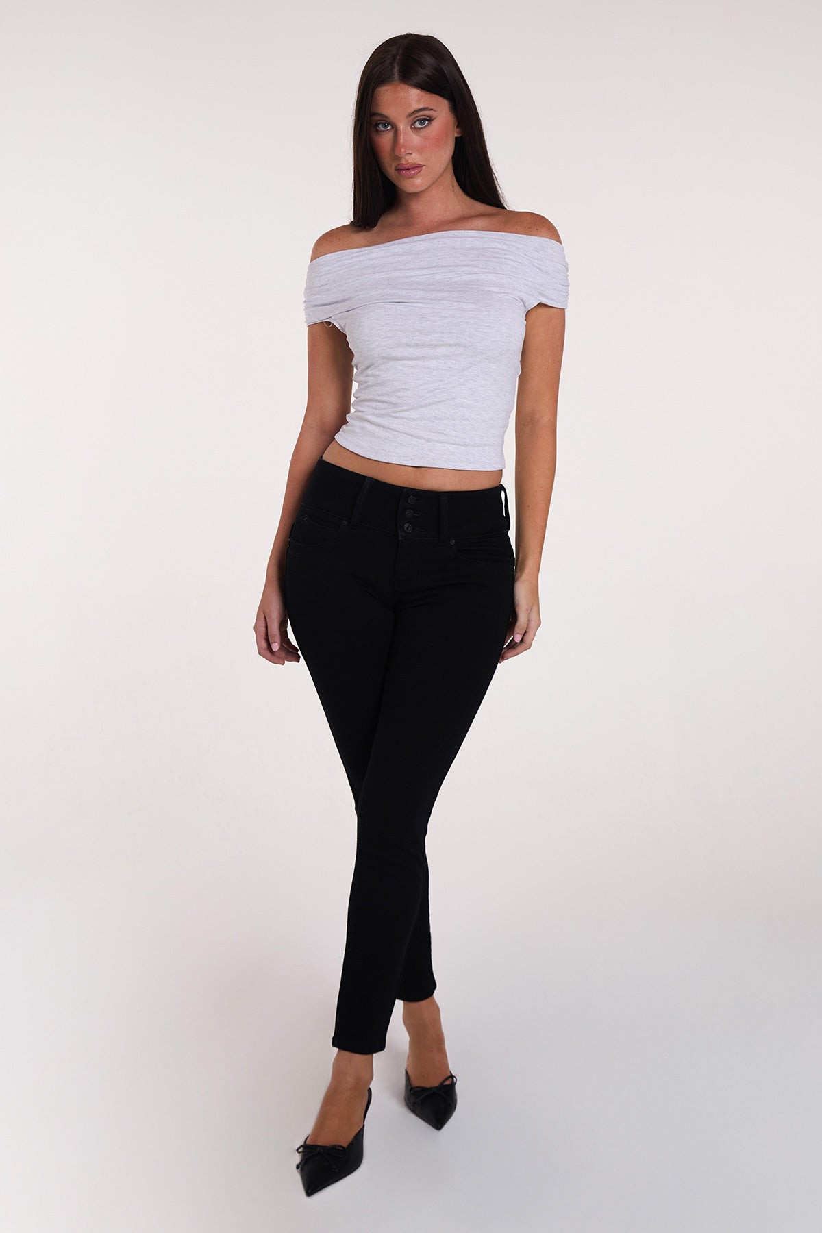 Women's Luxe Mid Rise 3-Button WannaBettaButt Skinny Jeans