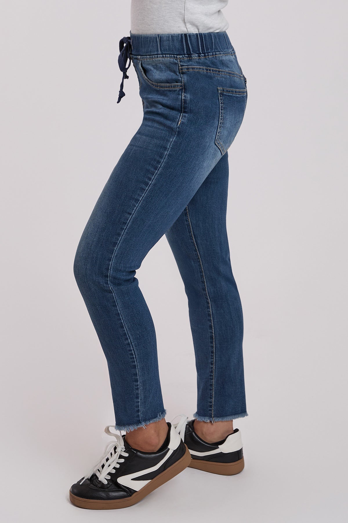 Women's Petite High Rise Denim Ankle Jogger
