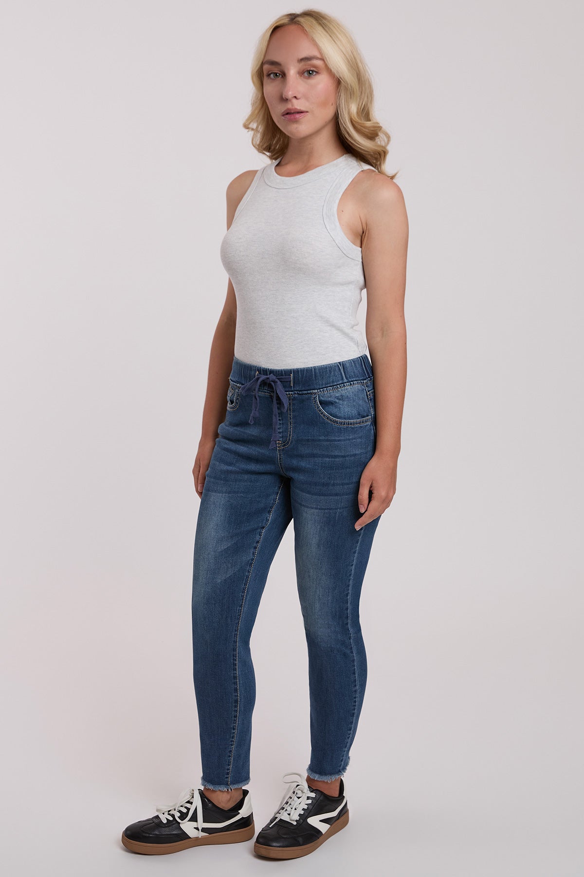 Women's Petite High Rise Denim Ankle Jogger