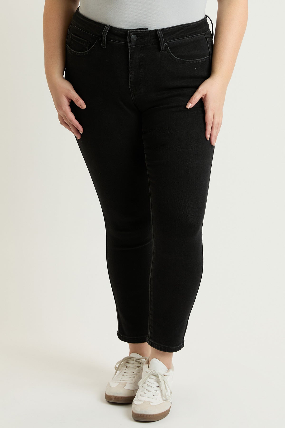Women's Plus Premium Stretch Skinny Jean