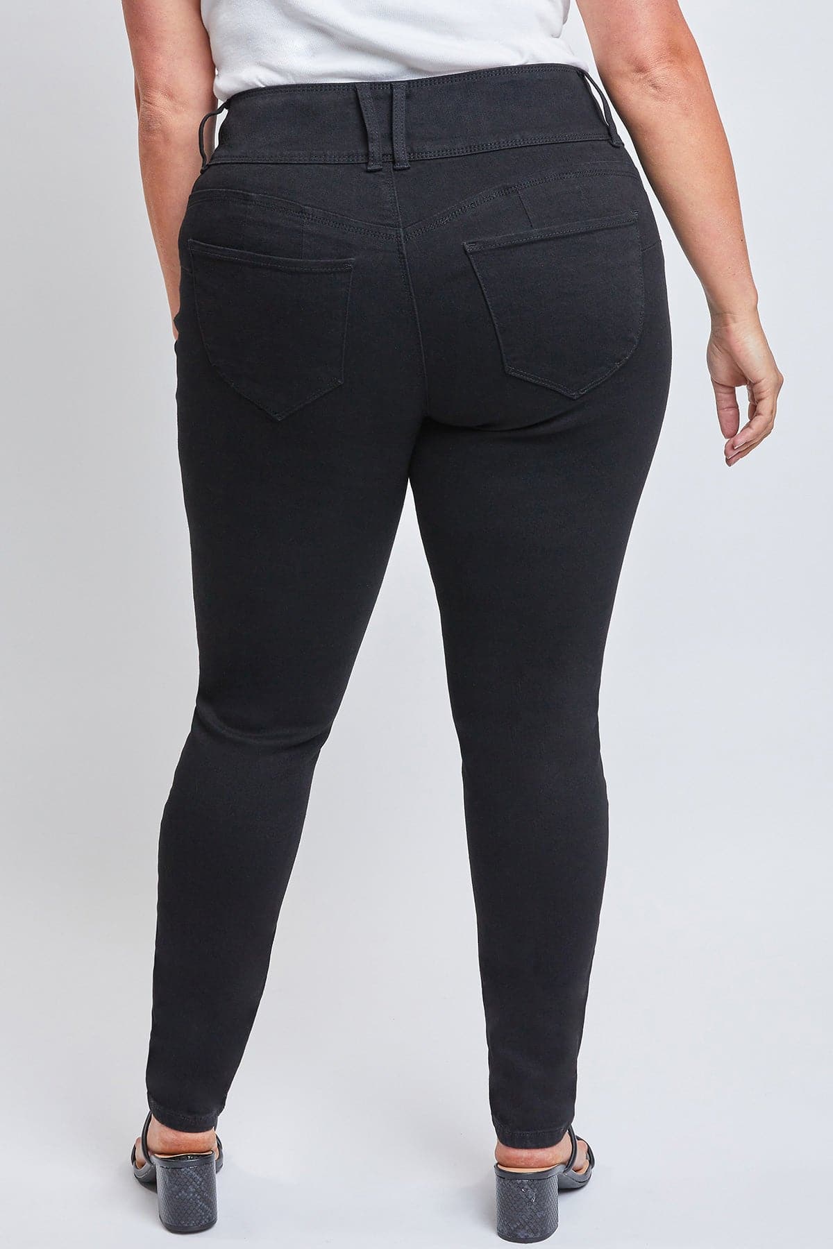 Women's Plus Size Sustainable WannaBettaButt Skinny Jeans