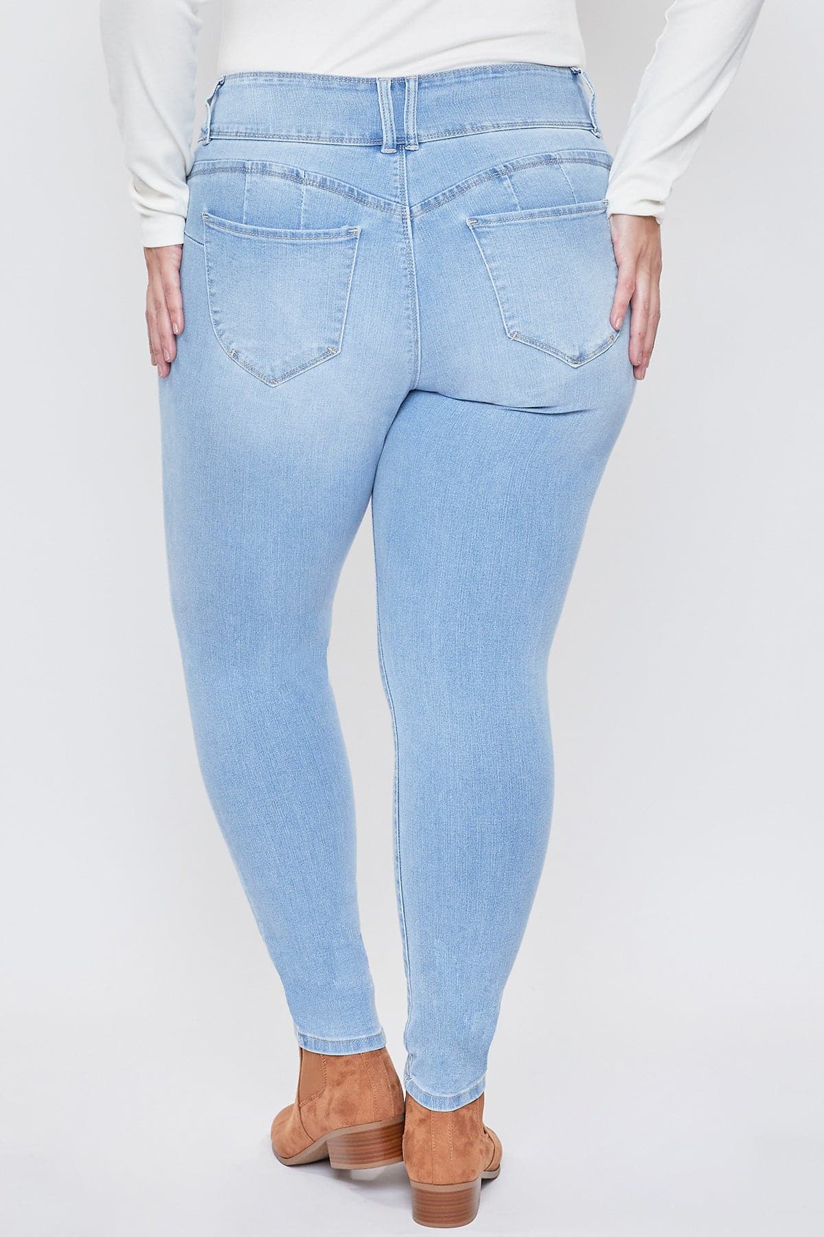 Women's Plus Size Sustainable WannaBettaButt Skinny Jeans