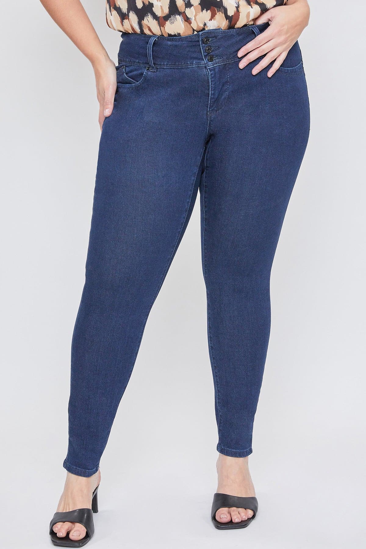 Women's Plus Size Sustainable WannaBettaButt Skinny Jeans