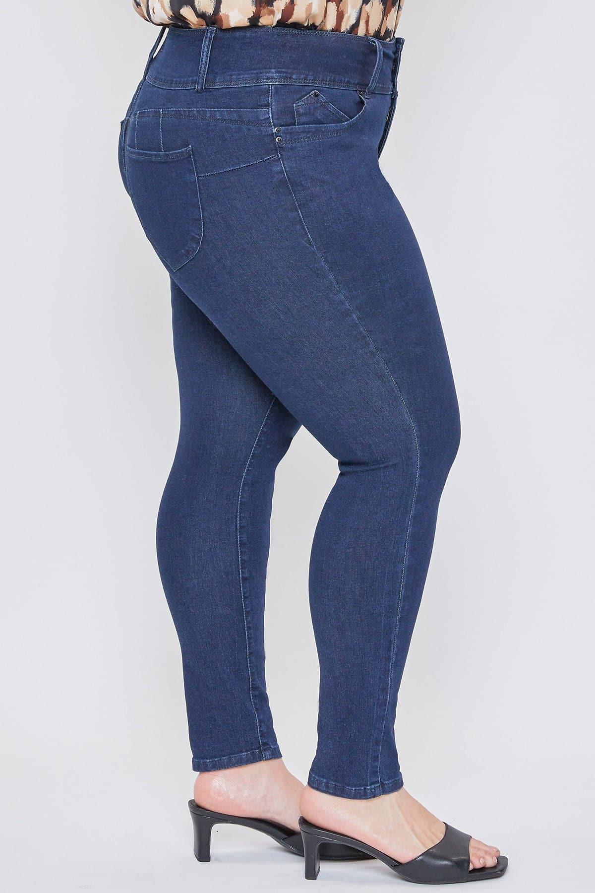 Women's Plus Size Sustainable WannaBettaButt Skinny Jeans